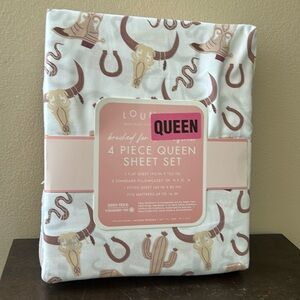 Queen Sheet Set Western Themed Cowboy Boots Bulls Cactus Print New